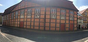 Das Schauspielhaus ist ein Fachwerkhaus.